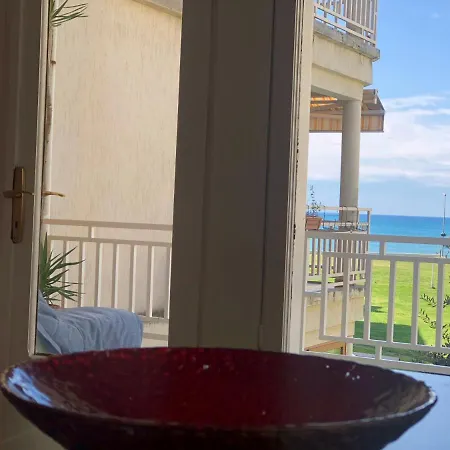 アパート Seaside No-1